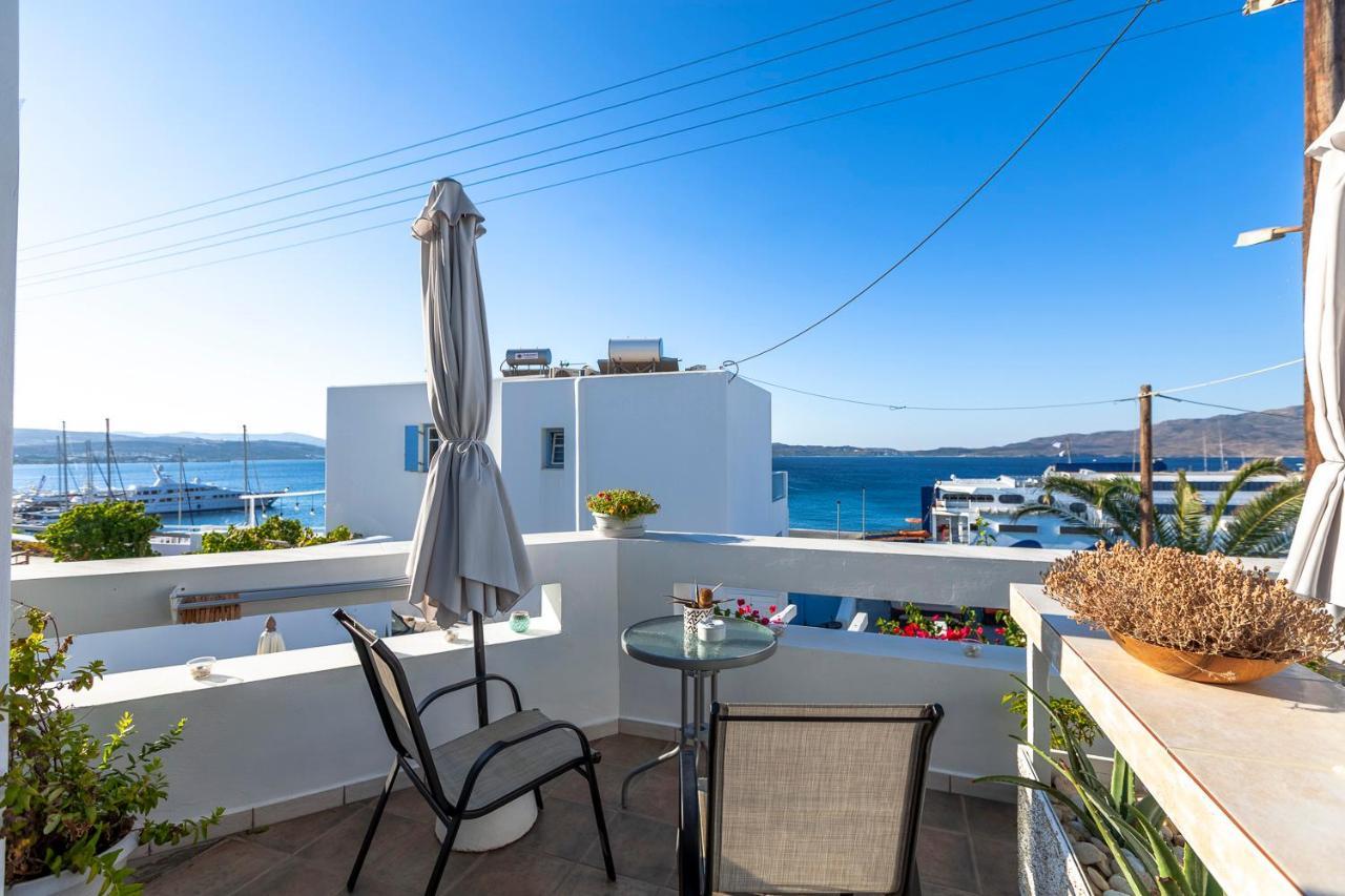 Emily'S Suites Adamantas  Buitenkant foto