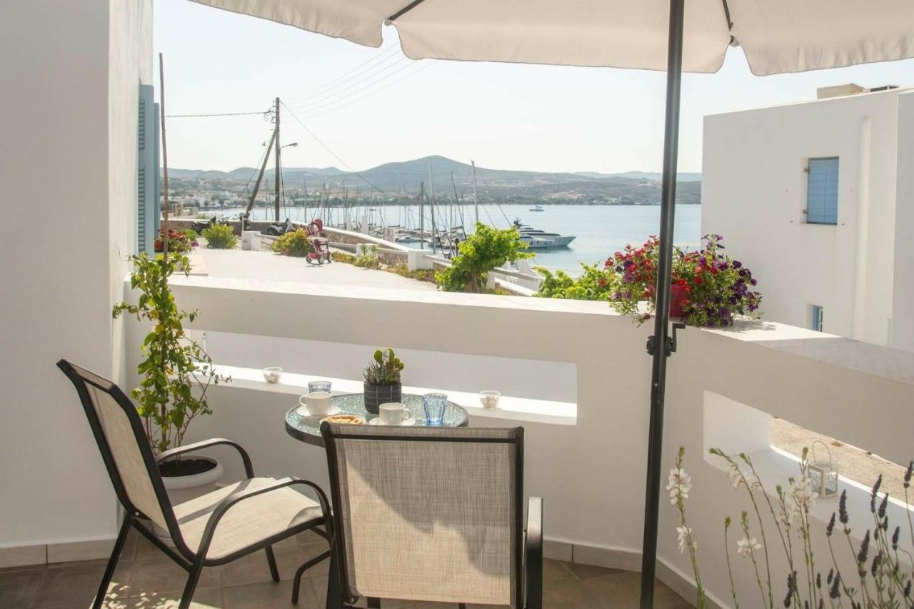 Emily'S Suites Adamantas  Buitenkant foto