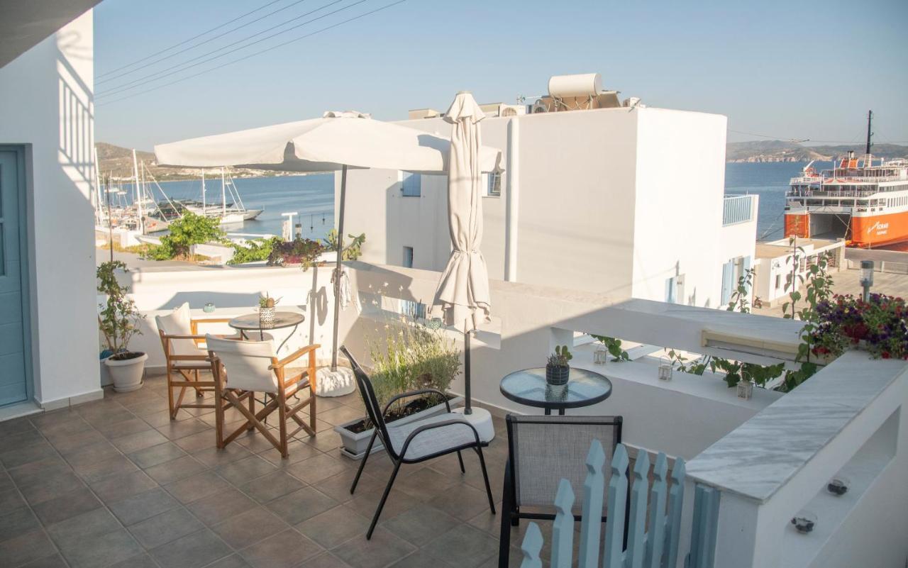 Emily'S Suites Adamantas  Buitenkant foto